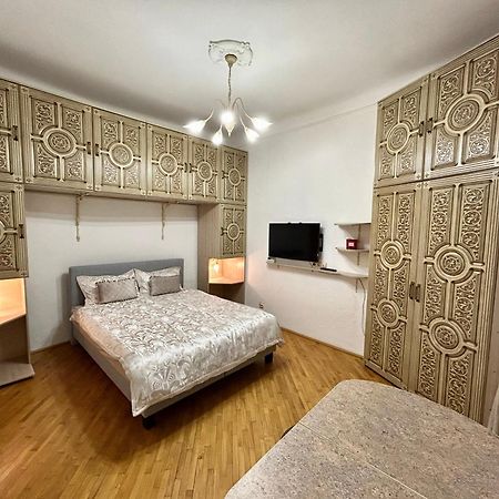 Apartments On Sholom Aleichem Та Ще Варіант Поруч Lviv Exteriör bild