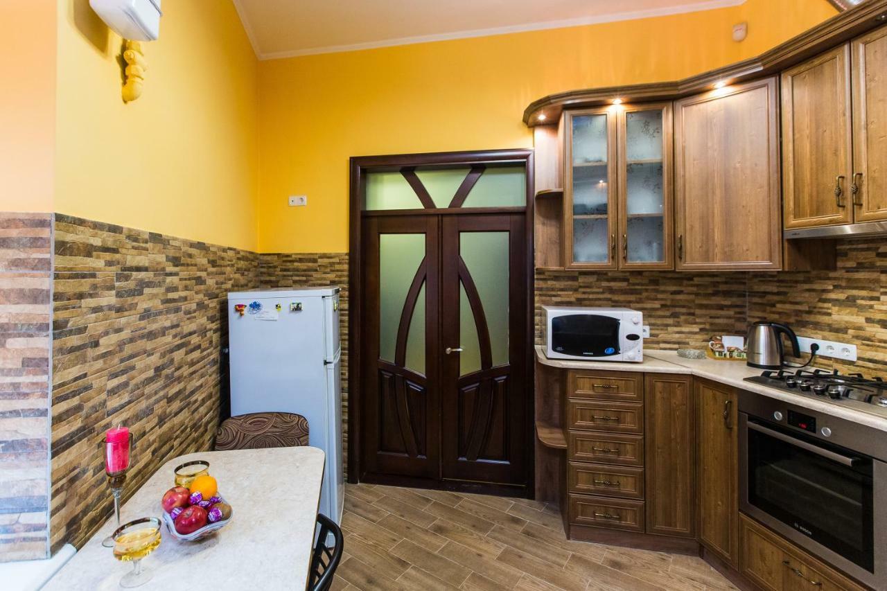 Apartments On Sholom Aleichem Та Ще Варіант Поруч Lviv Exteriör bild