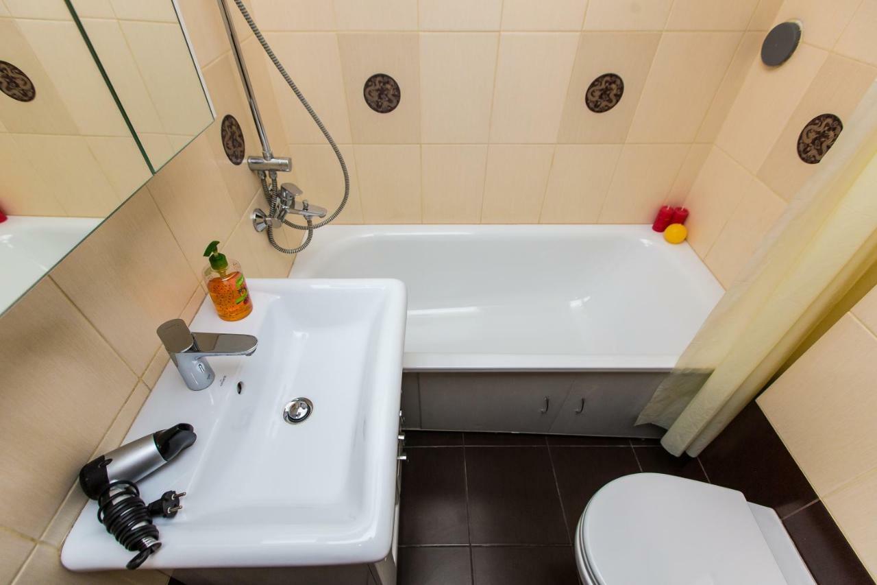 Apartments On Sholom Aleichem Та Ще Варіант Поруч Lviv Exteriör bild