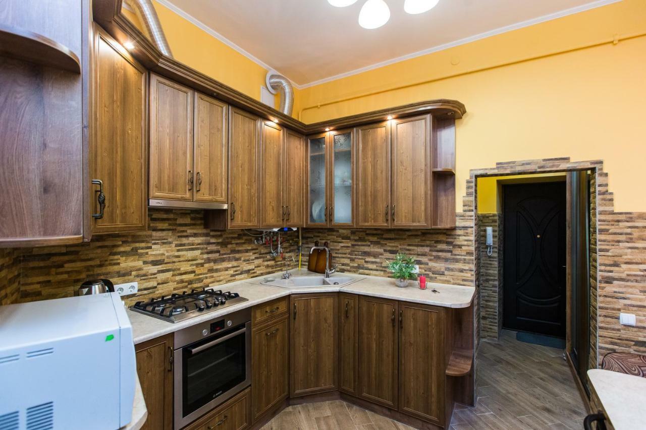Apartments On Sholom Aleichem Та Ще Варіант Поруч Lviv Exteriör bild