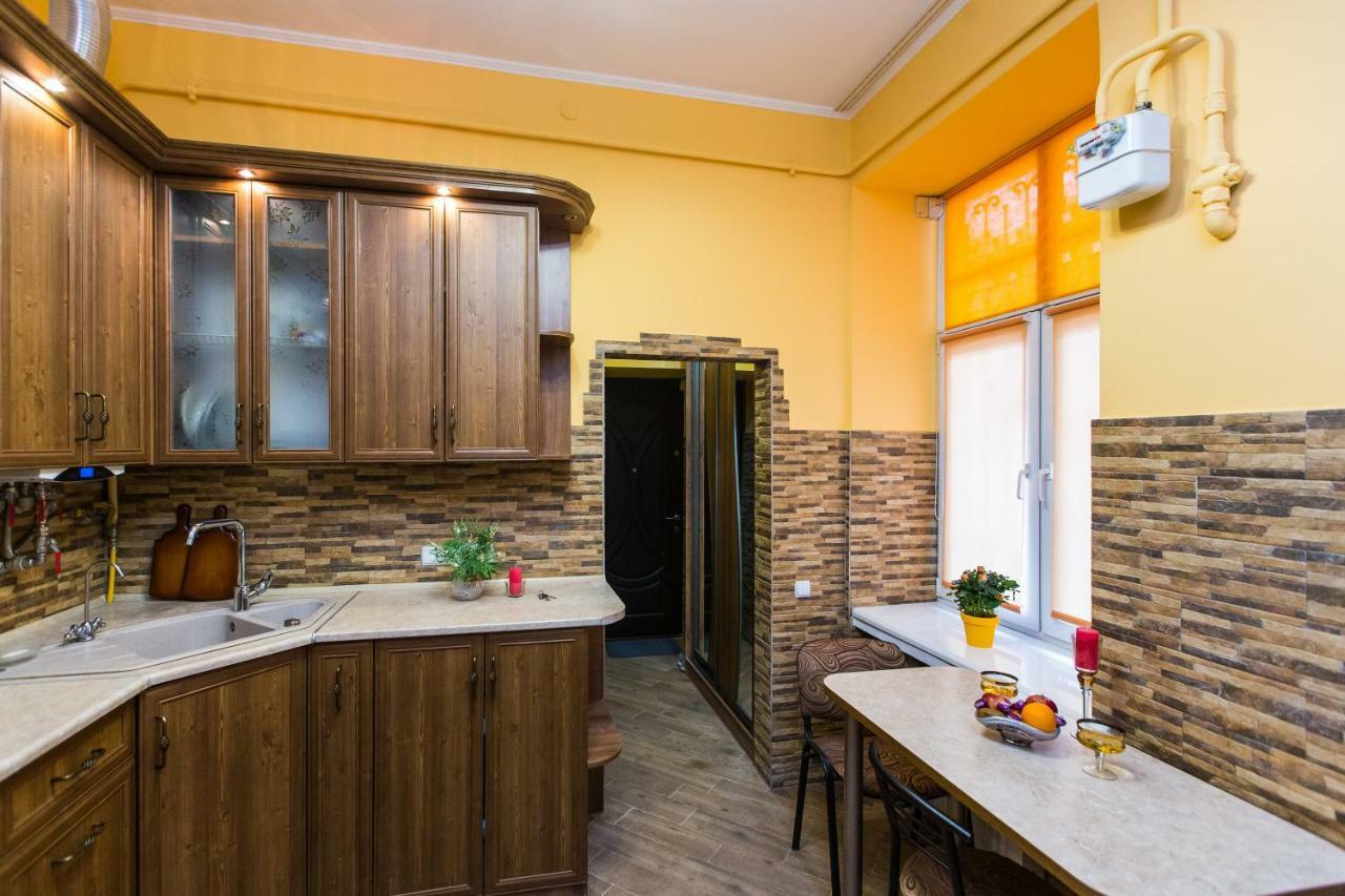 Apartments On Sholom Aleichem Та Ще Варіант Поруч Lviv Exteriör bild