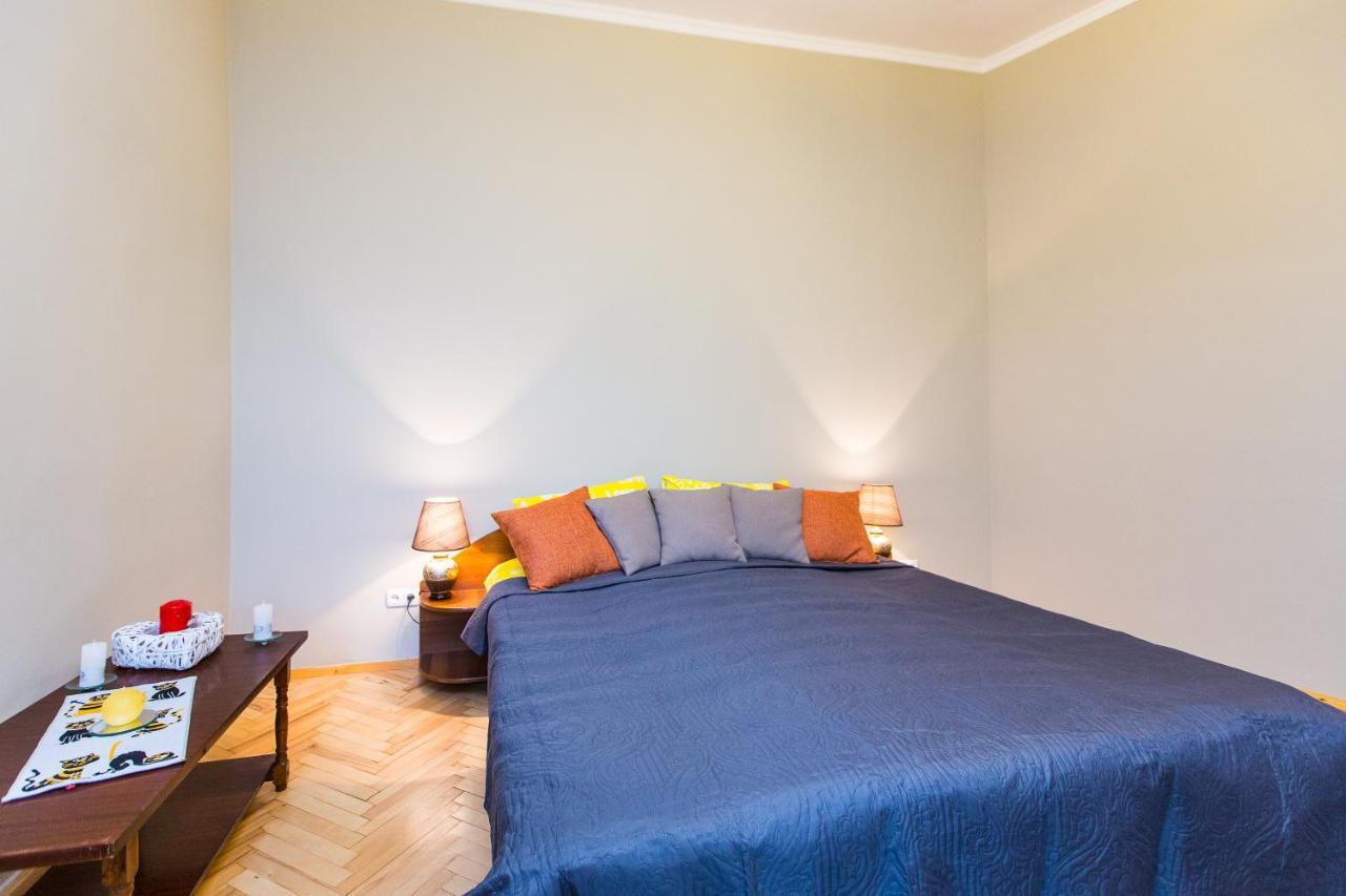 Apartments On Sholom Aleichem Та Ще Варіант Поруч Lviv Exteriör bild